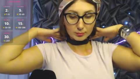 nikkikiss___ online show from July 3, 9:27 am