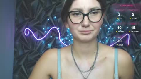 nikkikiss___ online show from July 26, 2:24 pm