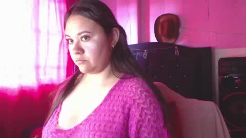 Snapshot of nikkirous_ chatting on May 27, 5:10 pm Nikkirous online show from May 27, 5:10 pm