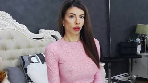 Snapshot of nikkirushxx chatting on March 14, 7:25 am Nikky online show from March 14, 7:25 am