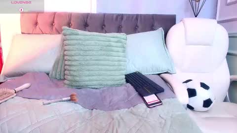 Nikita online show from October 3, 7:44 pm