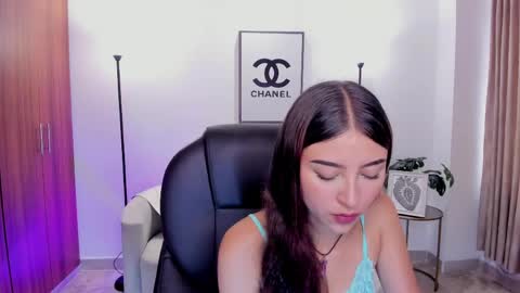 Snapshot of nikky_sweett_ chatting on May 10, 4:34 pm nikky_sweett_ online show from May 10, 4:34 pm