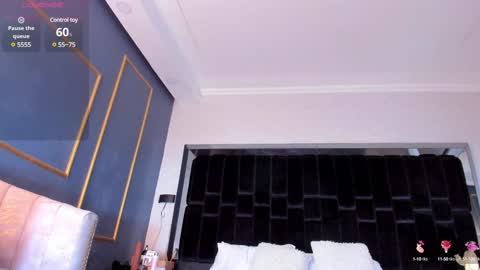     online show from January 10, 7:32 pm