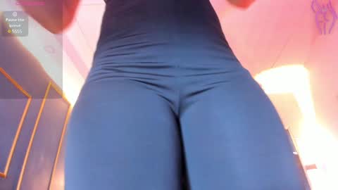     online show from February 6, 2:11 am