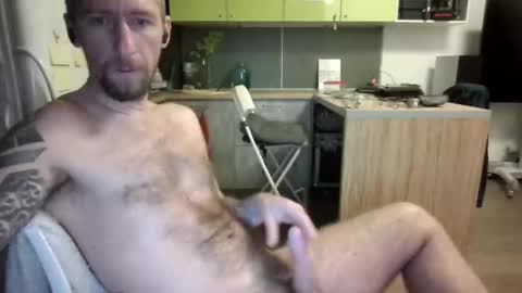 niknik39 online show from March 18, 9:51 pm