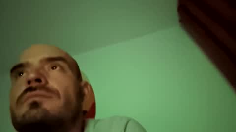 Snapshot of niko1112 chatting on January 7, 3:53 am neighbours online show from January 7, 3:53 am