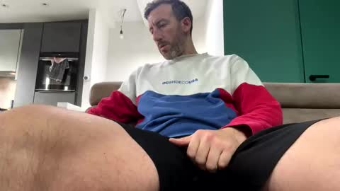 Snapshot of nikofatcock chatting on October 19, 11:22 am Niko online show from October 19, 11:22 am