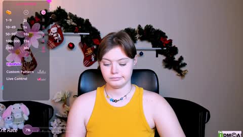 Snapshot of nikol_kitt chatting on December 25, 10:59 pm Little Niko Help me reach my goals online show from December 25, 10:59 pm