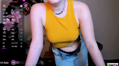Snapshot of nikol_kitt chatting on December 26, 2:01 am Little Niko Help me reach my goals online show from December 26, 2:01 am