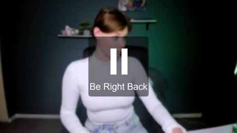 Snapshot of nikol_kitt chatting on January 5, 1:45 am Little Niko Help me reach my goals online show from January 5, 1:45 am