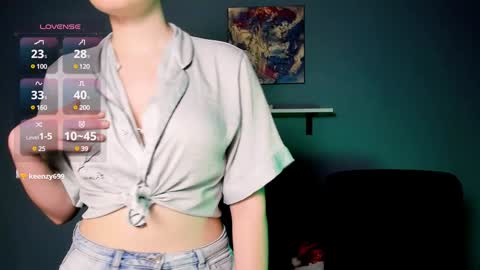 Snapshot of nikol_kitt chatting on January 10, 8:04 pm Little Niko Help me reach my goals online show from January 10, 8:04 pm