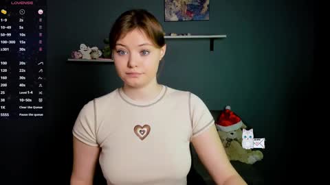 Snapshot of nikol_kitt chatting on January 18, 7:48 pm Little Niko Help me reach my goals online show from January 18, 7:48 pm