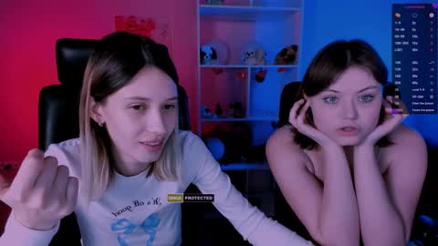 Snapshot of nikol_kitt chatting on March 11, 11:15 pm Little Niko Help me reach my goals online show from March 11, 11:15 pm