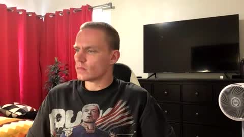 Snapshot of nikolai_russian_daddy chatting on July 28, 8:23 pm nikolai_russian_daddy online show from July 28, 8:23 pm