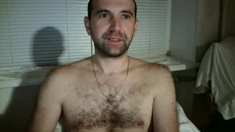 nikolas_vaz online show from December 17, 10:11 pm