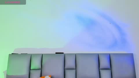 Snapshot of nikolay_dimitrov chatting on April 3, 8:18 pm online show from April 3, 8:18 pm