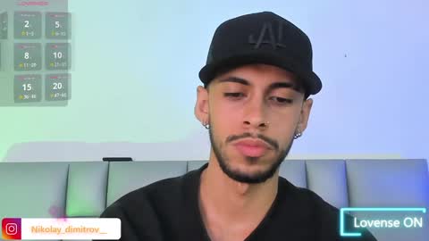 Snapshot of nikolay_dimitrov chatting on April 9, 4:12 am online show from April 9, 4:12 am
