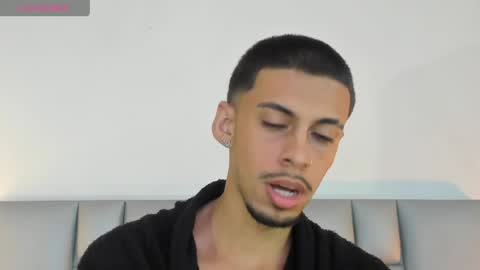 Snapshot of nikolay_dimitrov chatting on May 6, 1:47 am online show from May 6, 1:47 am