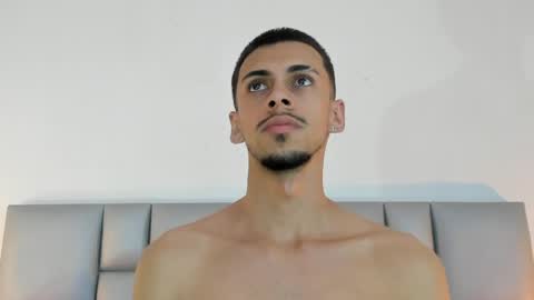 Snapshot of nikolay_dimitrov chatting on May 7, 11:32 pm online show from May 7, 11:32 pm