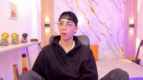    online show from February 3, 3:48 am