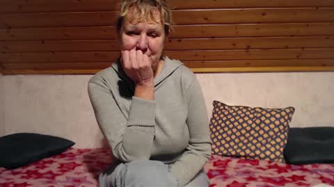 Nikole1 online show from December 16, 5:22 pm