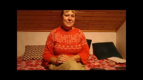 Snapshot of nikole111 chatting on October 21, 3:02 pm Nikole1 online show from October 21, 3:02 pm