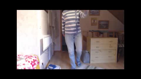 Snapshot of nikole111 chatting on November 12, 11:10 am Nikole1 online show from November 12, 11:10 am