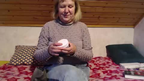 Snapshot of nikole111 chatting on November 22, 11:09 am Nikole1 online show from November 22, 11:09 am