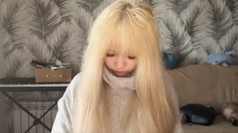 nikoli_naw online show from May 14, 11:33 pm