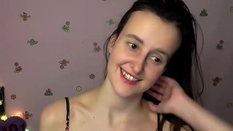 Snapshot of nikolleta_m chatting on December 4, 1:31 pm Nikolleta online show from December 4, 1:31 pm