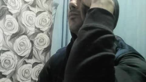 nikolos22 online show from March 13, 4:13 pm