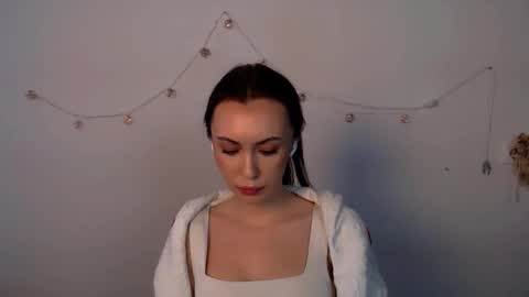 nikonara_ online show from March 26, 7:47 am