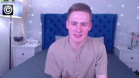 Nick online show from March 1, 7:37 pm