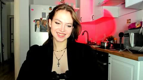 Veronica online show from February 24, 2:48 pm