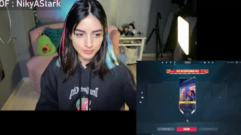 Snapshot of nikyastark chatting on February 25, 6:01 am Niky A Stark online show from February 25, 6:01 am