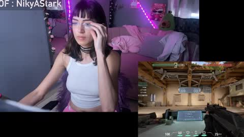 Snapshot of nikyastark chatting on April 4, 6:16 pm Niky A Stark online show from April 4, 6:16 pm