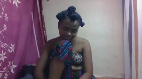 Snapshot of nilahmarie chatting on September 30, 10:09 am nilah online show from September 30, 10:09 am