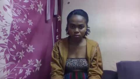 Snapshot of nilahmarie chatting on October 12, 7:18 am nilah online show from October 12, 7:18 am