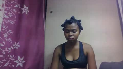 Snapshot of nilahmarie chatting on October 23, 6:45 am nilah online show from October 23, 6:45 am