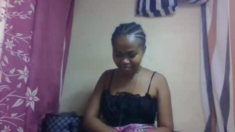 nilah online show from November 25, 1:55 pm