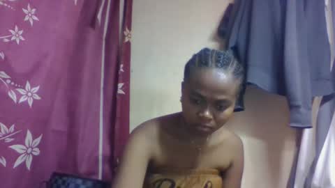 nilah online show from November 27, 9:33 am