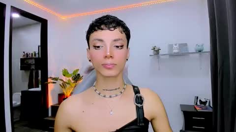 Nilam online show from October 2, 11:45 pm