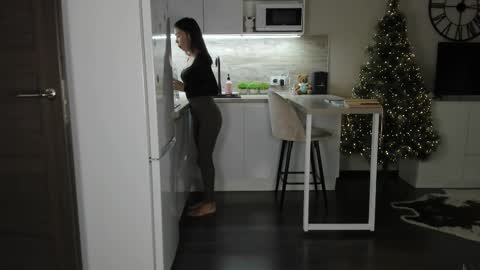 Bella online show from January 16, 8:46 pm