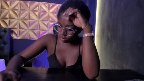 nilo solem online show from December 10, 3:33 pm