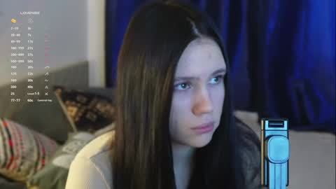 Snapshot of nimfaheart chatting on December 6, 11:11 am Jennet online show from December 6, 11:11 am