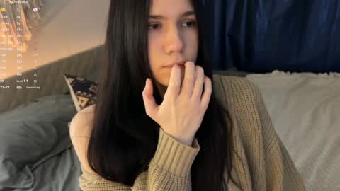 Snapshot of nimfaheart chatting on January 7, 1:57 pm Jennet online show from January 7, 1:57 pm