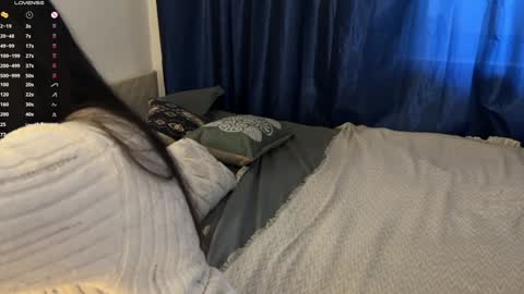 Snapshot of nimfaheart chatting on January 8, 11:21 am Jennet online show from January 8, 11:21 am