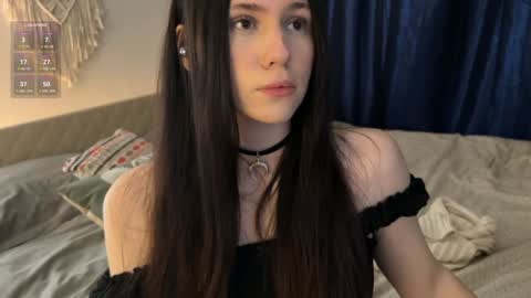 Snapshot of nimfaheart chatting on February 1, 2:24 pm Jennet online show from February 1, 2:24 pm