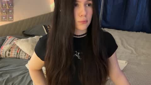 Snapshot of nimfaheart chatting on February 12, 3:27 pm Jennet online show from February 12, 3:27 pm