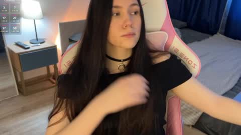 Snapshot of nimfaheart chatting on February 15, 10:55 am Jennet online show from February 15, 10:55 am